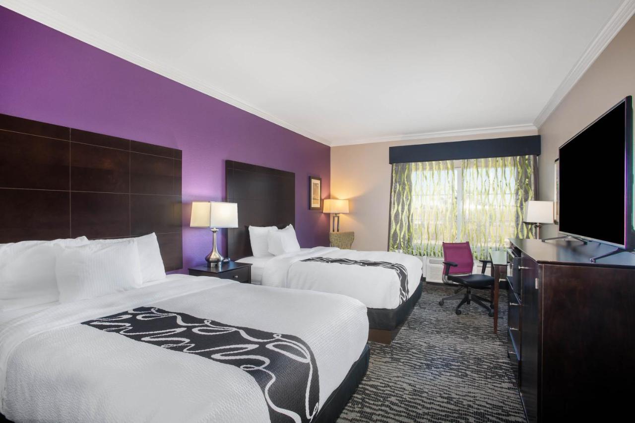 La Quinta By Wyndham Houston - Magnolia Hotel Exterior foto